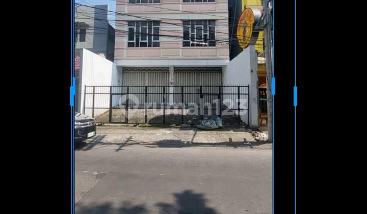 Ready-to-Use Commercial Building on Raya Kupang Jaya