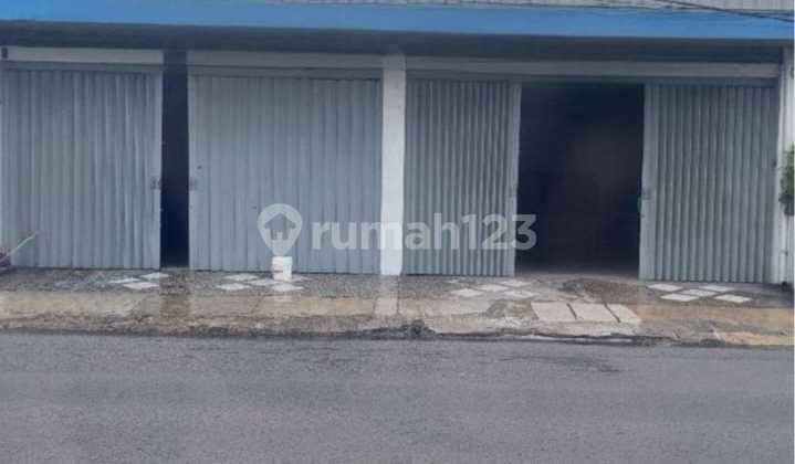 For Rent, Ready-to-Use Shop House on Raya Mastrip Surabaya