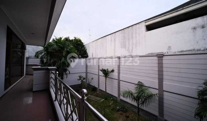 Rumah 2 Lantai Siap Huni Taman Hunian Satelit Surabaya 2