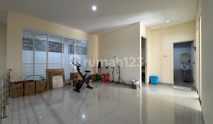 Rumah Dijual Murah Semi Furnish Minimalis Mulyosari 2