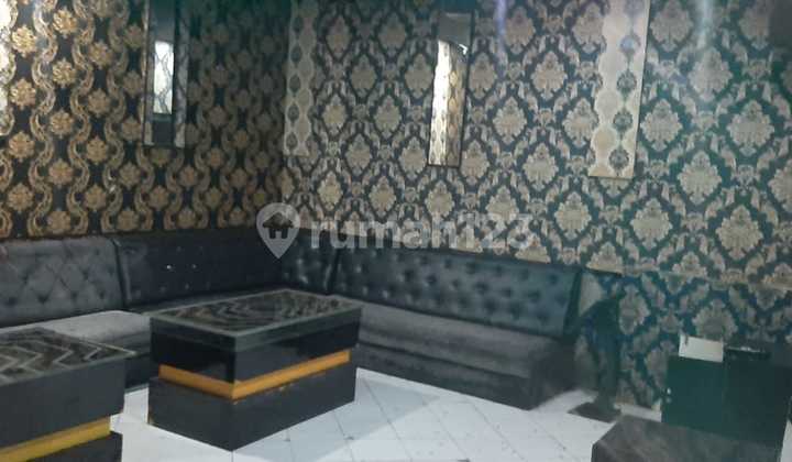 Dijual Ruang Usaha Hitung Tanah Pusat Kota Ciamik Dijual Ruang Usaha Hitung Tanah Pusat Kota Ciamik