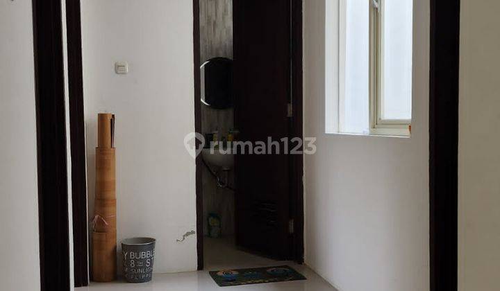 Dijual Rumah Semi Furnish De Casa Residence Wiyung 2