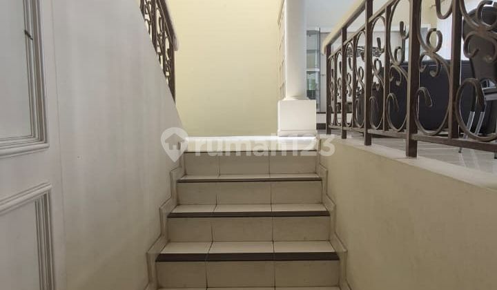 Dijual Rumah Rafles Garden Citraland Utama 2