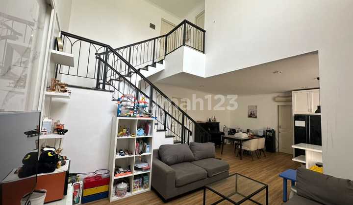 Dijual Cepat Rumah SHM di Pakuwon Indah 2