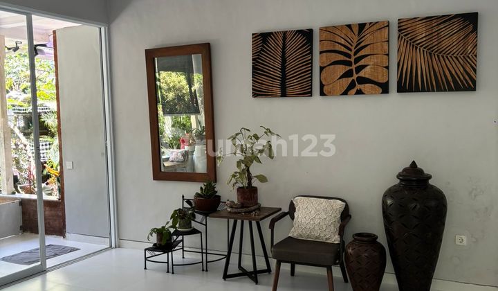 Villa Mewah Daerah Sanur Bali Luas 500 m2 Full Furnish