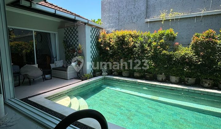 Villa Mewah Daerah Sanur Bali Luas 500 m2 Full Furnish
