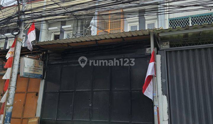 Rumah Model Ruko Jelambar 4 X 23 Siap Pakai SHM 1