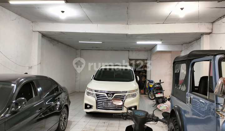 Strategic Business Space on Mainroad Moh Ramdhan Strategic Business Space on Mainroad Moh Ramdhan