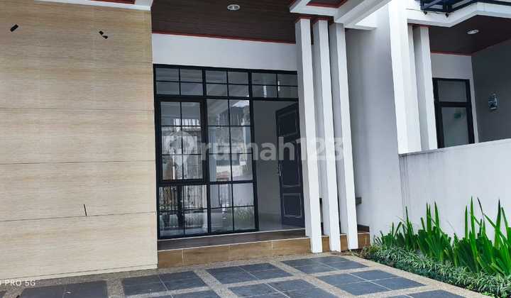 Dijual Rumah Baru Modern Minimalis Area Turangga