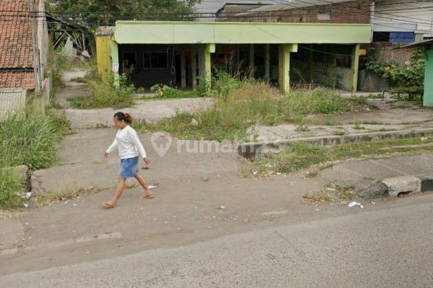 Dijual Tempat Usaha Hitung Tanah Saja di Mainroad Rancaekek 1