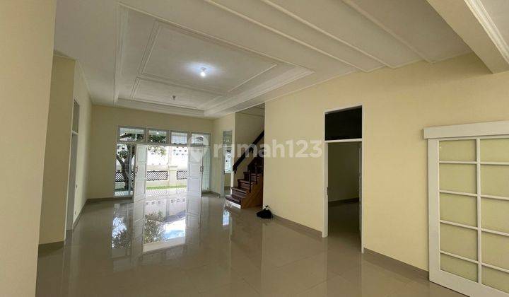 Rumah Dijual Full Renov Cantik Siap Huni di Daerah Sarijadi 1