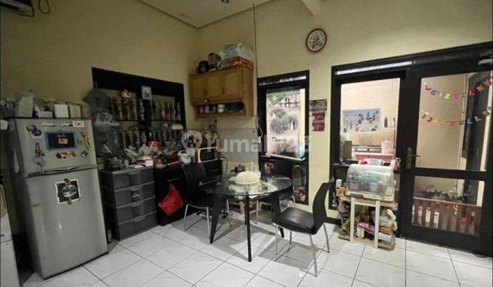 Rumah Dijual Cantik Nyaman di Taman Holis Indah 1