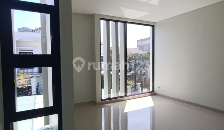 Rumah Bangunan Baru di Dekat Rumah Sakit Mayapada