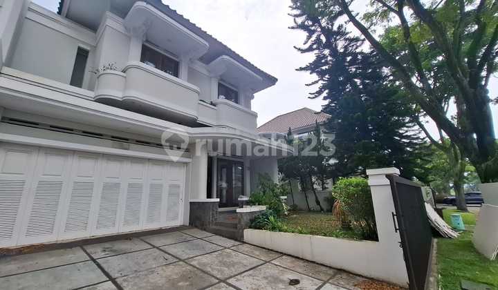 House Btd 2, Gurugantangan Street, Kota Baru Parahyangan