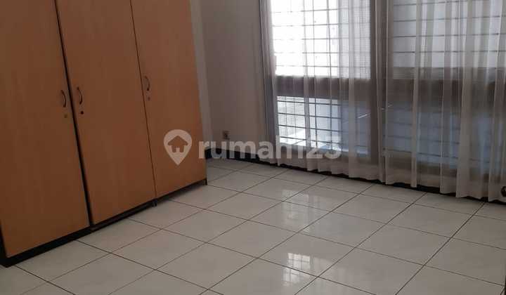 rumah modern lux nyaman lokasi di hegarmanah  2