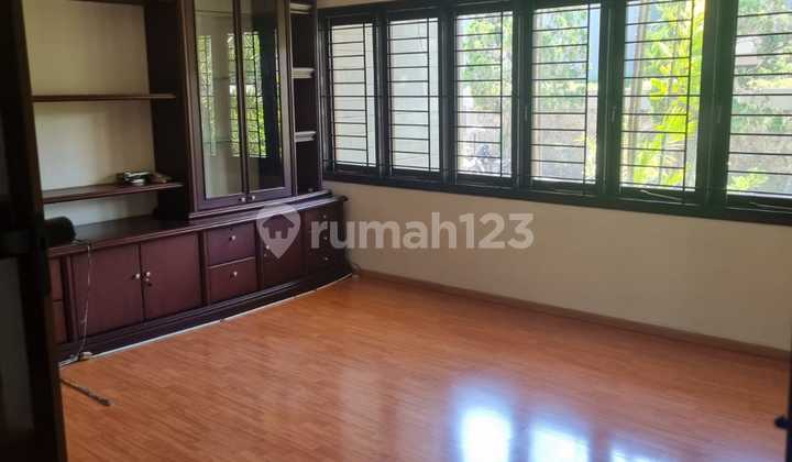 Jual Rumah Mewah Setraduta Bandung