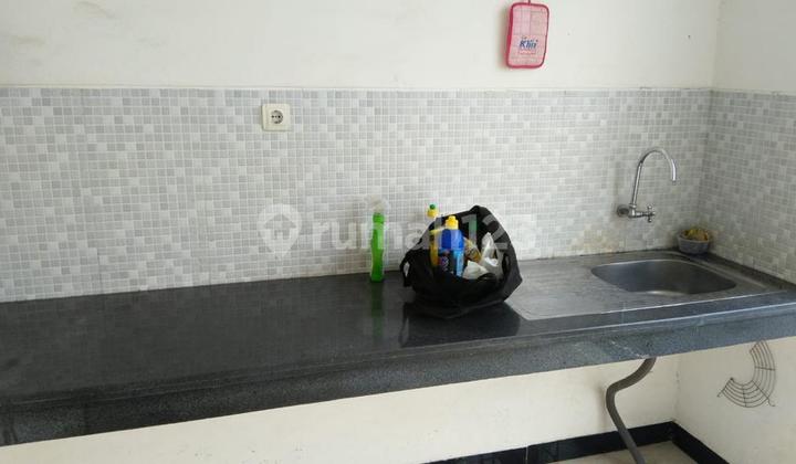 Comfortable minimalist house in Taman Kopo Indah V 2