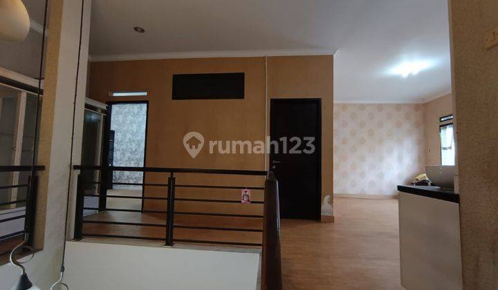 Rumah Minimalis Modern Nyaman di Komp Anaya Residence 2