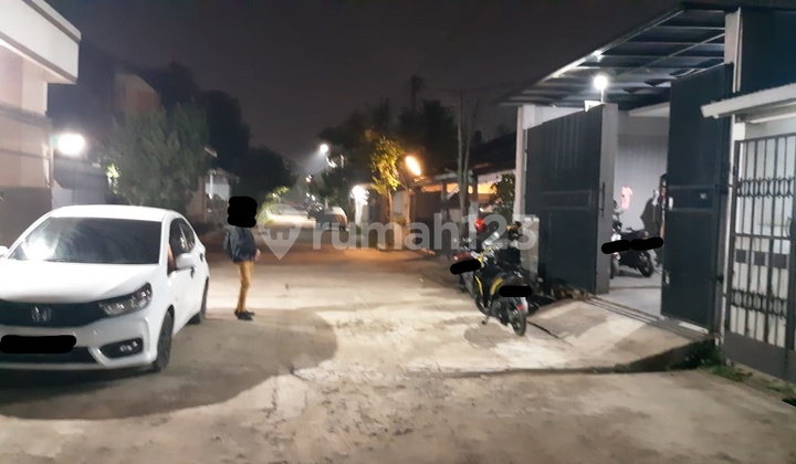 Residential House 1.5 Floors...In Taman Holis Indah Semi-Furnished 2