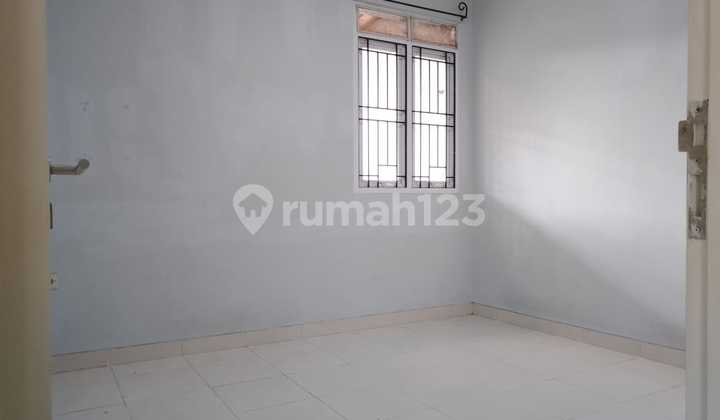 rumah imur di dalam komplek pondok hijau  2
