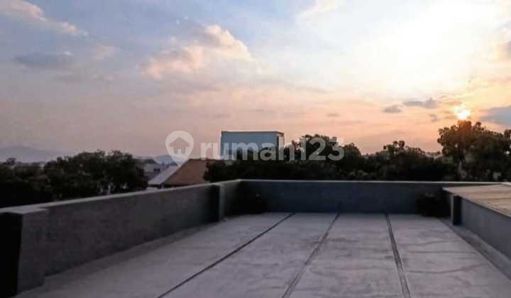 Dijual Rukan Bagus Siap Pakai : Surya Sumantri Pasteur 