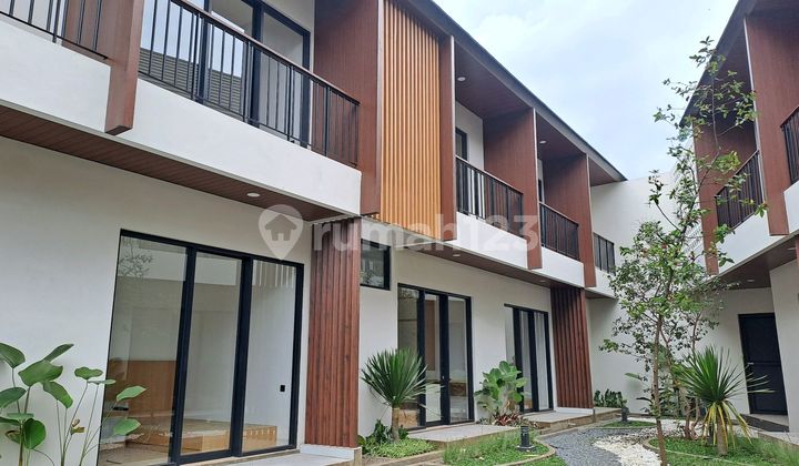For Sale Heritage House and Modern Boarding with 23 Rooms in Bandung 2