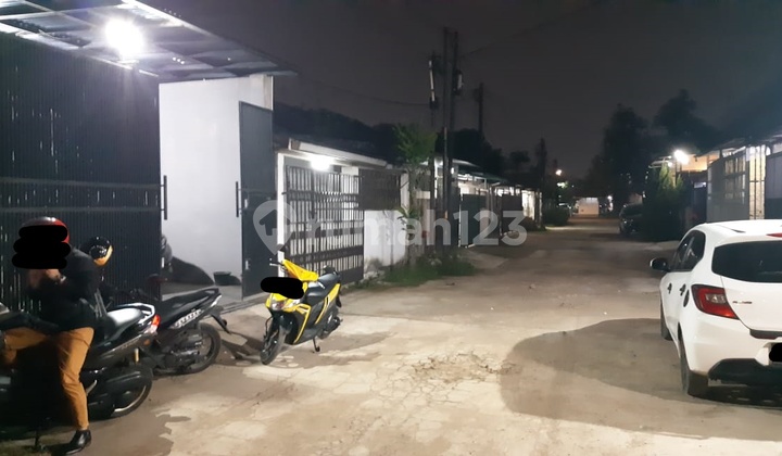 Rumah Tinggal 1,5 Lt...Di Taman Holis Indah Semi Furnihed