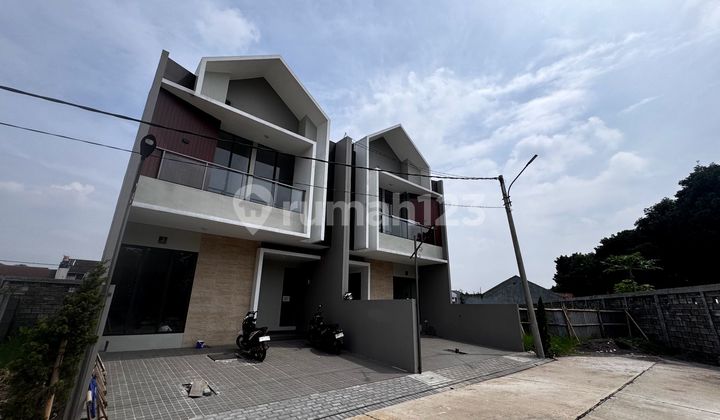 Rumah Ini Tuh Definisi: Simple Modern Tapi Tetep Vibes Mahal