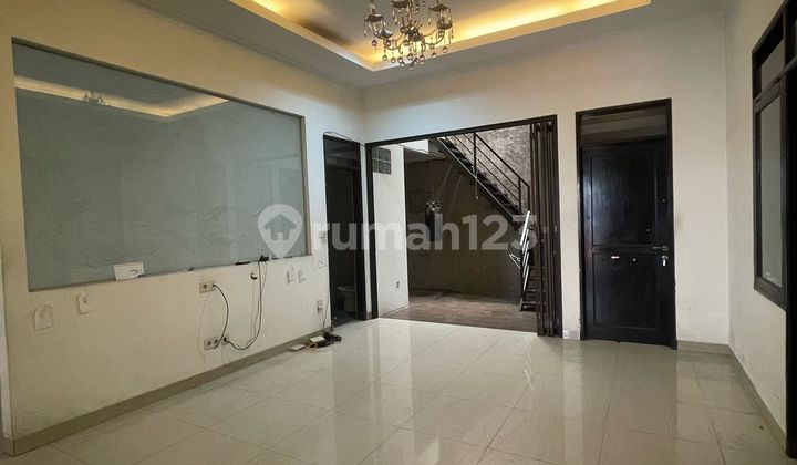 rumah modern minimalis di pratista taman sakura 1