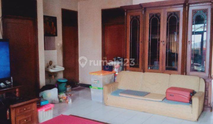 Rumah Cantik Minimalis Modern di Kembar Mas 1