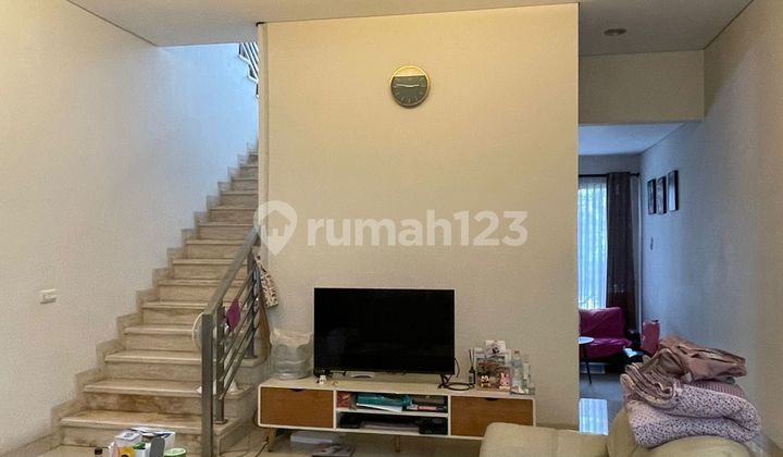 Dijual Cepat Rumah Singgasana