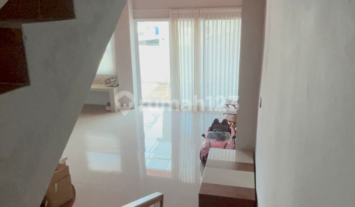 Dijual Rumah Cantik Komplek Cigadung Dekat Dago* 2