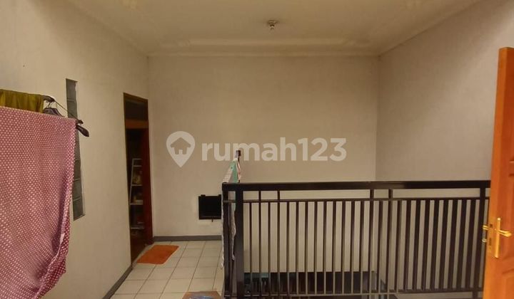 rumah minimalis 2 lantai lokasi di komplek muara 2