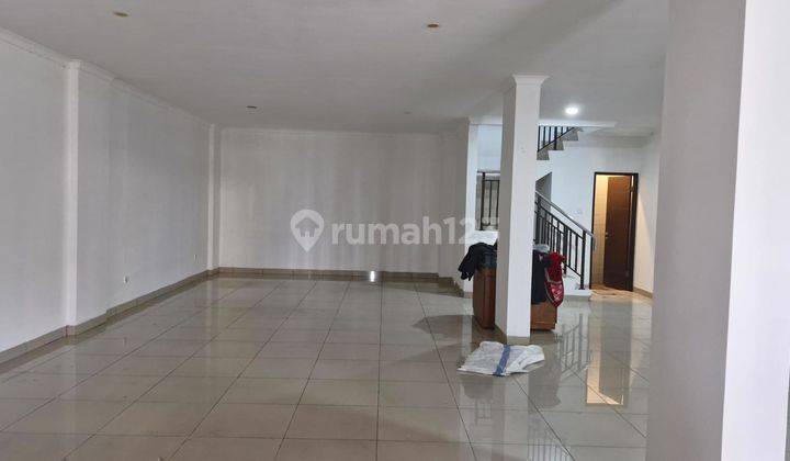 ruko rendeng di kawasan gudang holis regency 1
