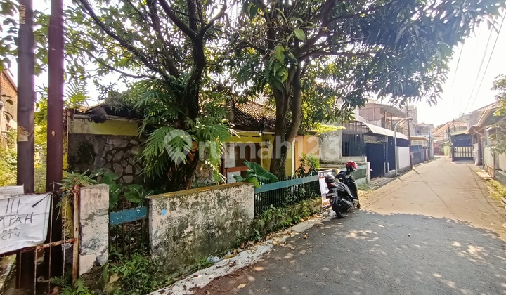 Dijual Rumah Hitung Tanah Di Jalan Kotabaru 2