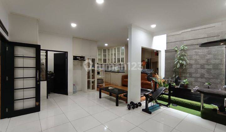 Rumah Minimalis Modern Nyaman di Komp Anaya Residence 1