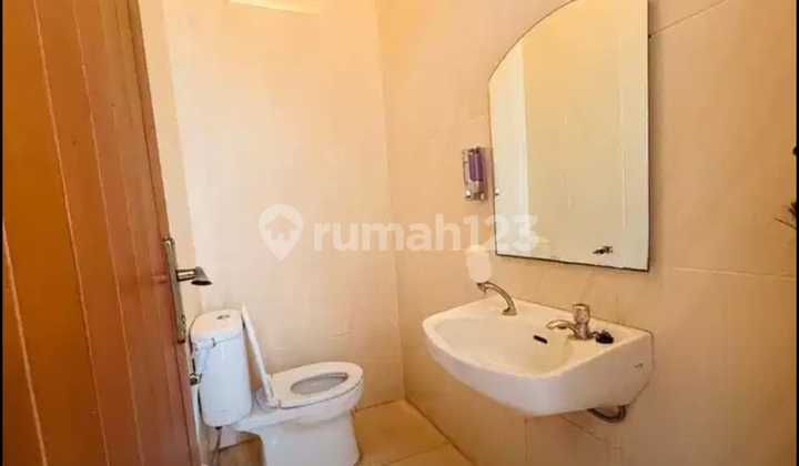 Dijual Cepat Rumah Setrasari Bangunan 3 Lantai 2