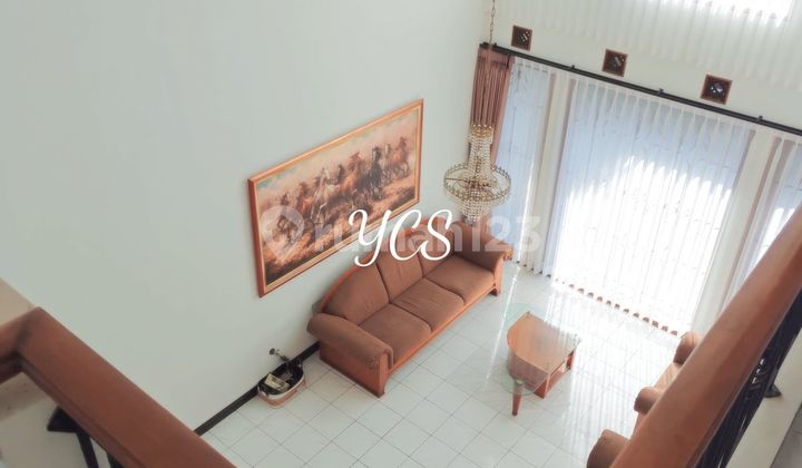 rumah modern minimalis cantik di daerah setra duta 2