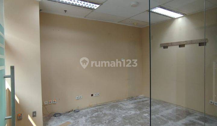 Sewa Kantor di Kuningan, Jakarta Selatan 71m2 Partisi 150k Nego 2