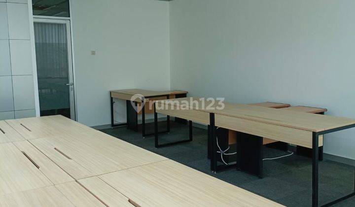 Sewa kantor di jakarta Menara Batavia 101m² Furnish 270k nego  1