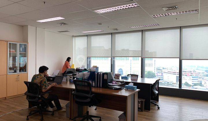 Sewa kantor jakarta Midpoint place 107m furnish 100 K nego  2