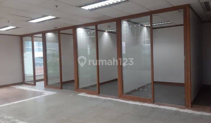 Sewa Kantor jakarta graha aktiva 242m partisi 194k nego  2