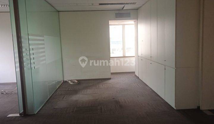 Sewa kantor di Jakarta wisma Nusantara 232m² furnish 200k nego  2