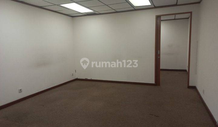 Sewa kantor di Jakarta Lina building 55M²  partisi 85 JT Nego  2