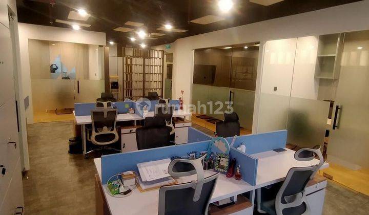 Sewa kantor di Jakarta treasury tower 133M² furnished 275k Nego  1