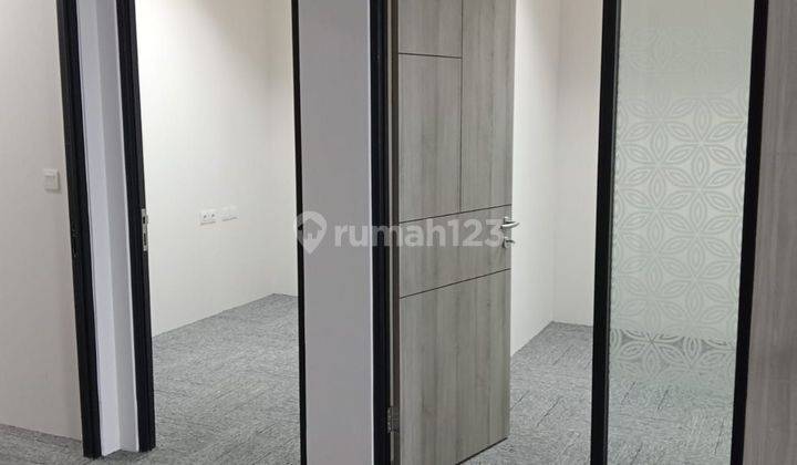 Sewa kantor di Jakarta prosperity SCBD 128M² partisi 375k Nego  2