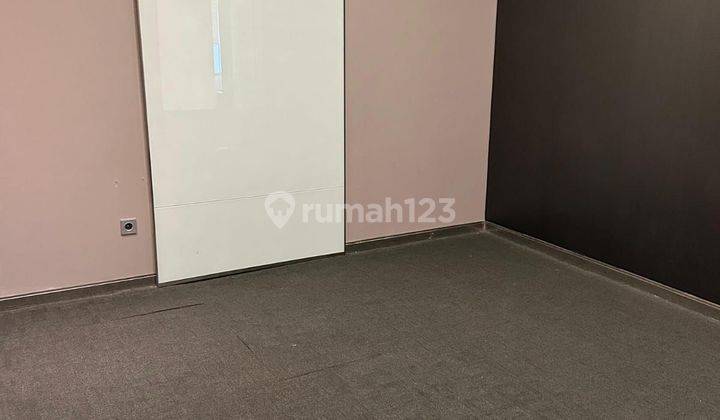 SEWA KANTOR DI JAKARTA  MENARA PRIMA 173M² PARTISI 180K NEGO  2