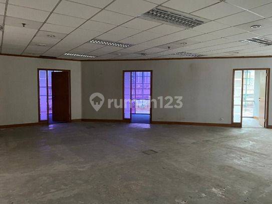 Sewa Kantor di Mt Haryono Jakarta Selatan 155m2 Bare 165k Nego 1