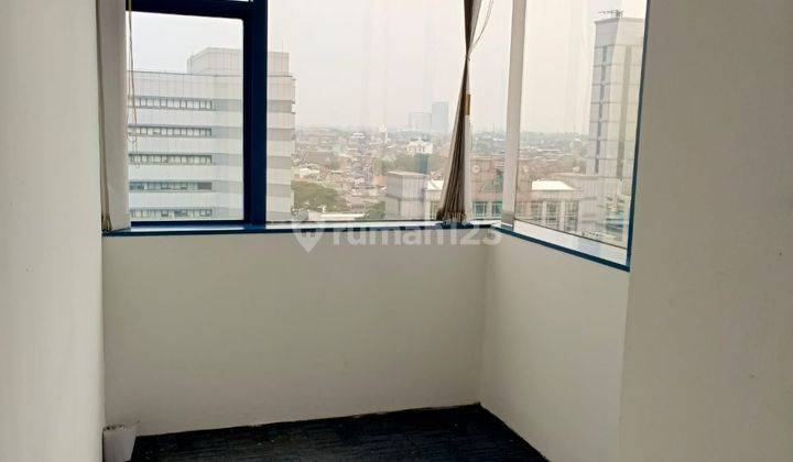 Sewa Kantor di Mt Haryono, Jakarta Selatan 85m2 Bare 140k Nego 2