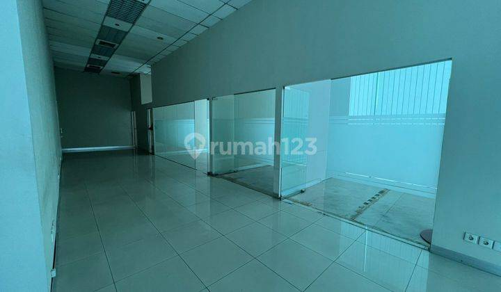 Sewa Kantoran di Mt Haryono,jakarta 233m2 Semi Furnish 175k Nego 2